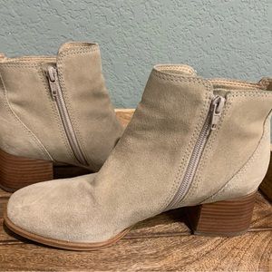 Free People tan suede square toe ankle boot, Size 8.5
